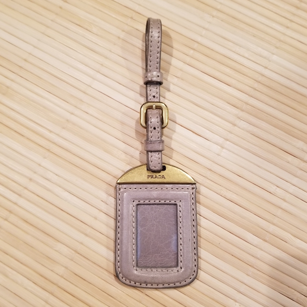 PRADA Beautiful Nametag Charm - Picture 4 of 12